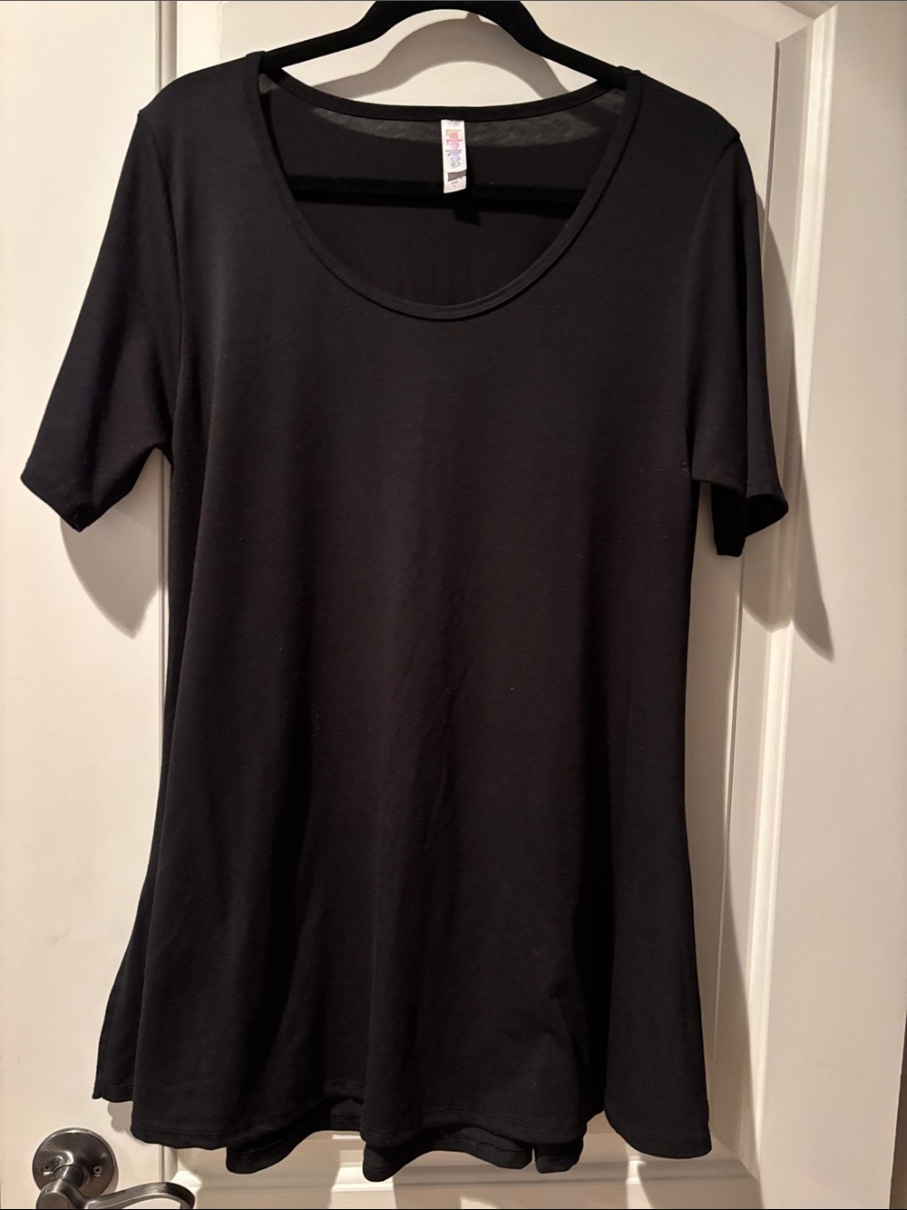 LuLaRoe Black Scoop Neck Short Sleeve Top